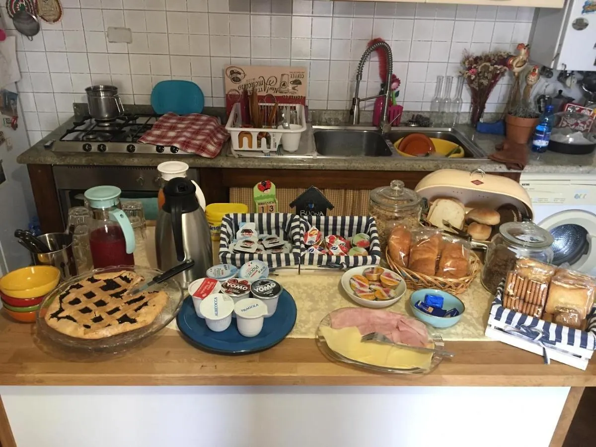 B&B Il Viaggiatore Marina di Massa 0*,